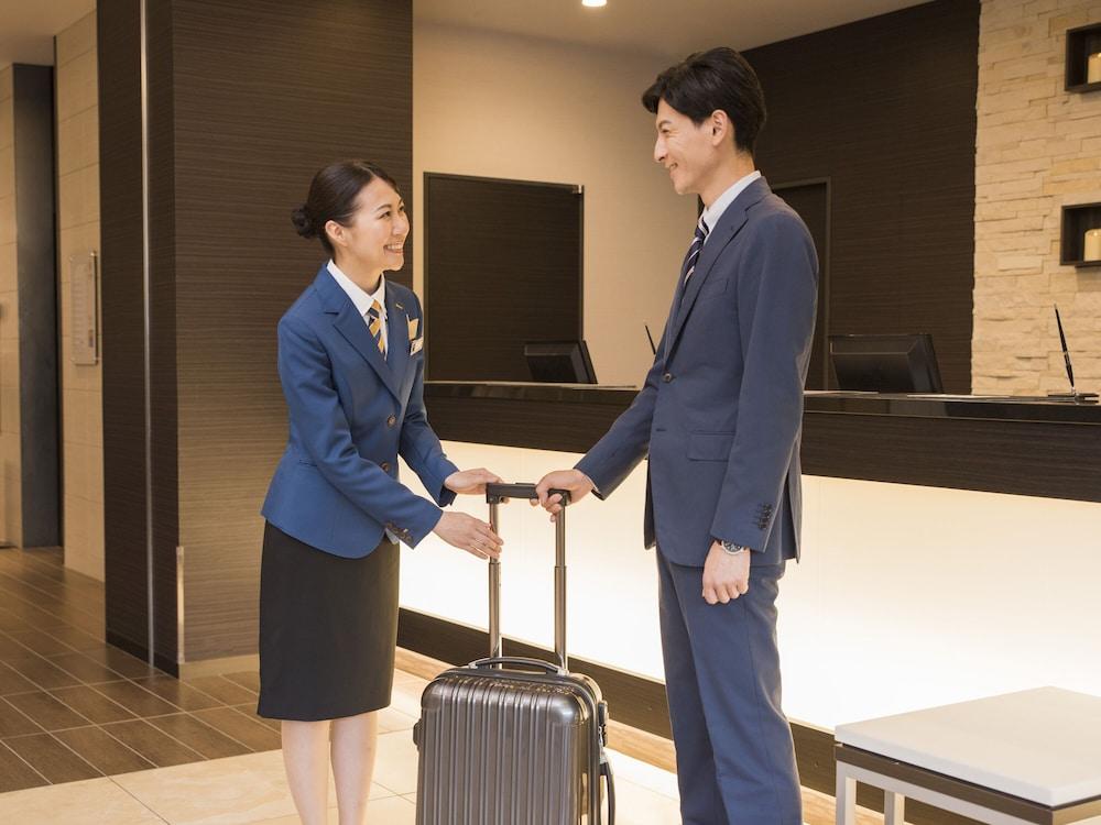 Comfort Hotel Kokura Kitakyushu Bagian luar foto