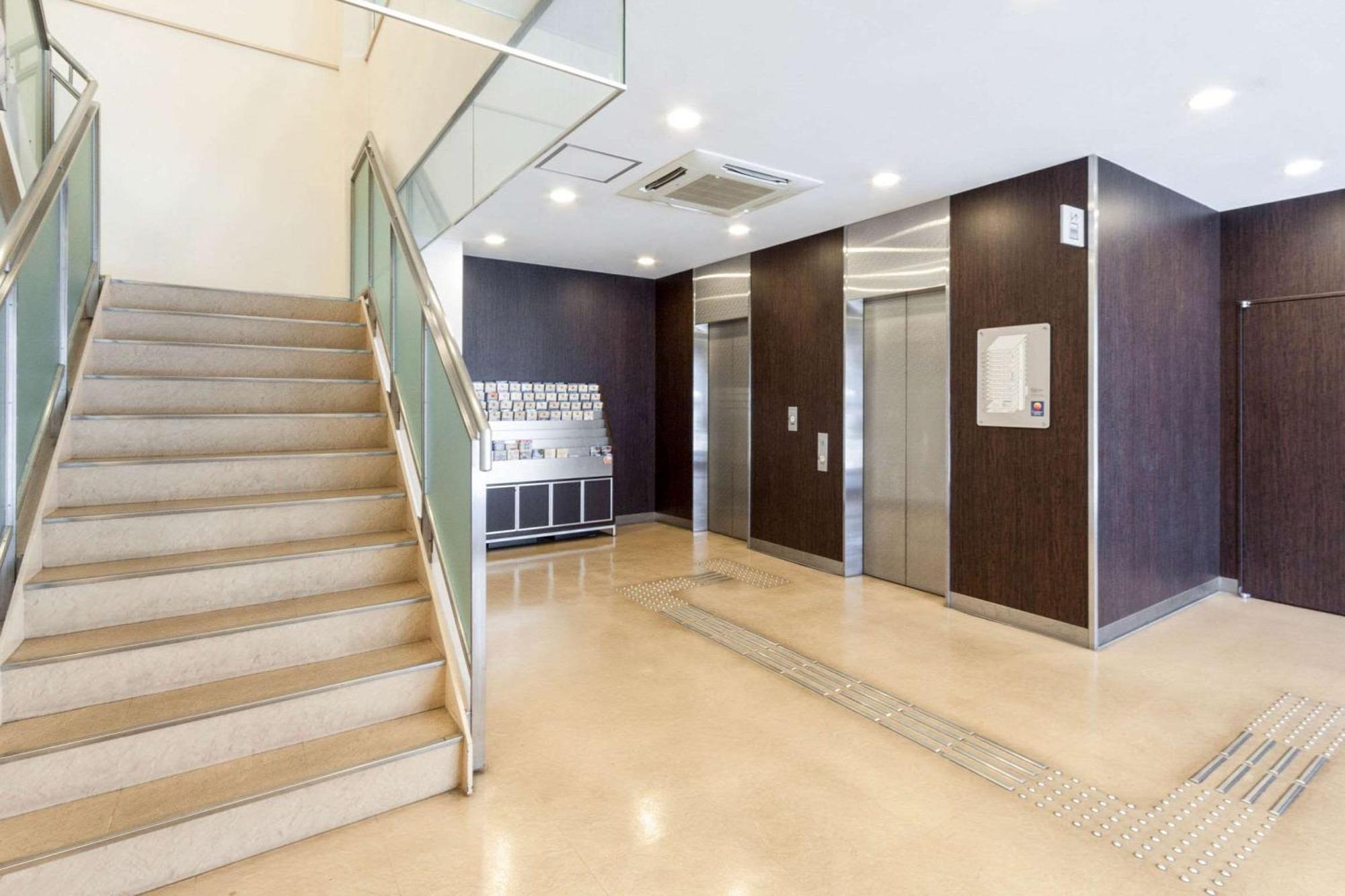 Comfort Hotel Kokura Kitakyushu Bagian luar foto